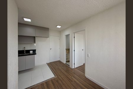 Sala  de apartamento para alugar com 2 quartos, 32m² em Jardim Caravelas, São Paulo