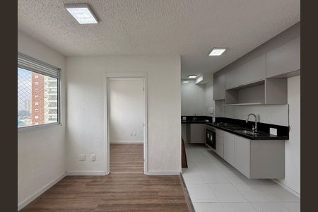 Apartamento para alugar com 32m², 2 quartos e sem vaga Apartamento para alugar com 32m², 2 quartos e sem vagaSala