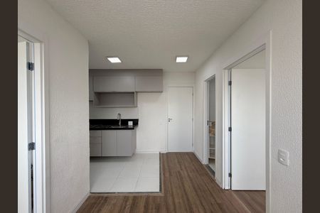 Sala  de apartamento para alugar com 2 quartos, 32m² em Jardim Caravelas, São Paulo