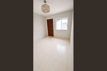 Sala de casa para alugar com 2 quartos, 62m² em Campo Grande, Rio de Janeiro