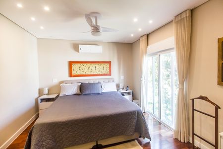 Casa de condomínio à venda com 680m², 4 quartos e 8 vagas