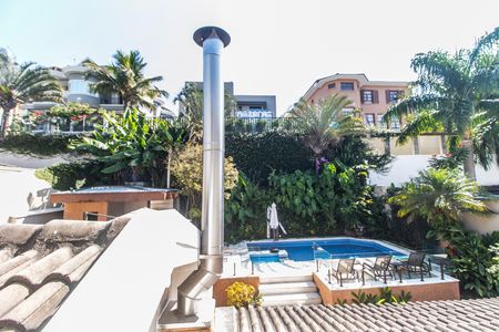 Casa de condomínio à venda com 680m², 4 quartos e 8 vagas Casa de condomínio à venda com 680m², 4 quartos e 8 vagasVista da Suíte