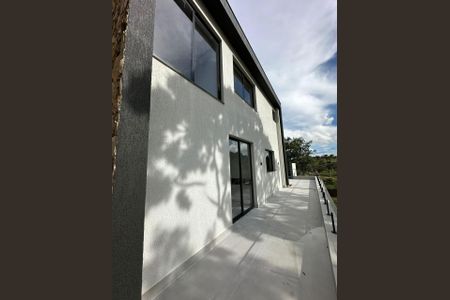 Casa para alugar com 360m², 4 quartos e 5 vagas