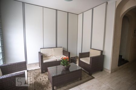 Apartamento para alugar com 81m², 2 quartos e 1 vagaÁrea comum - Hall