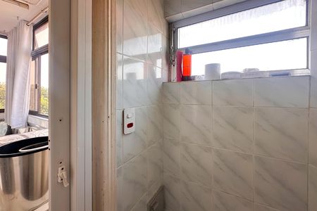 Apartamento para alugar com 81m², 2 quartos e 1 vagaBanheiro de serviço