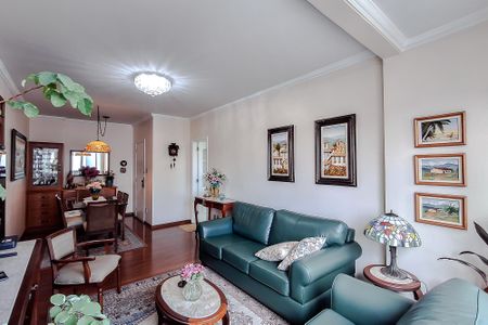 Apartamento à venda com 70m², 2 quartos e 1 vagaSala