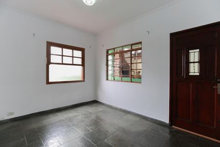 Sala de casa para alugar com 3 quartos, 166m² em Parque Peruche, São Paulo