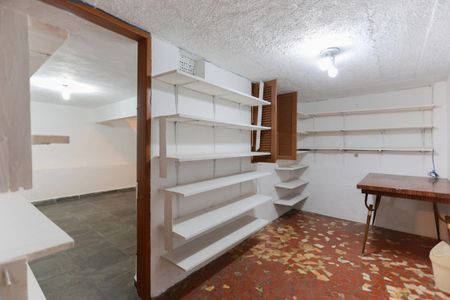 Casa para alugar com 166m², 3 quartos e 3 vagasEscritório