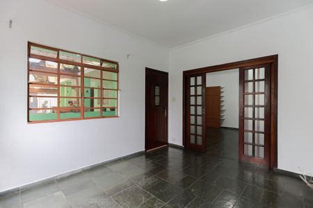 Sala de casa para alugar com 3 quartos, 166m² em Parque Peruche, São Paulo
