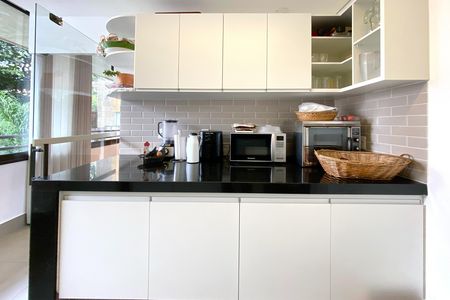 Apartamento à venda com 120m², 4 quartos e 2 vagas Apartamento à venda com 120m², 4 quartos e 2 vagasCozinha