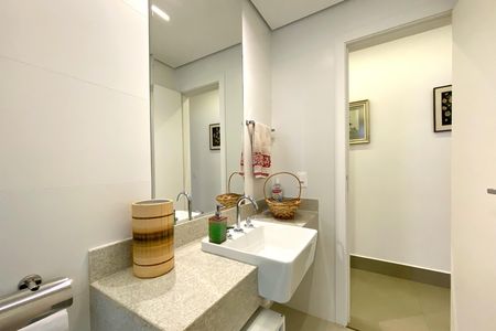 Apartamento à venda com 120m², 4 quartos e 2 vagas Apartamento à venda com 120m², 4 quartos e 2 vagasBanheiro