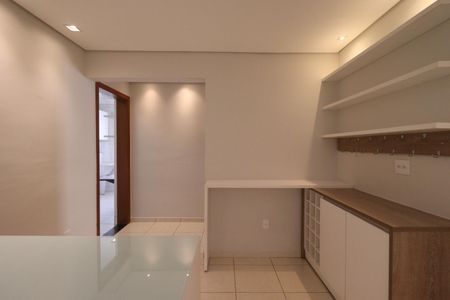Sala de apartamento para alugar com 2 quartos, 88m² em Nova Aliança, Ribeirão Preto