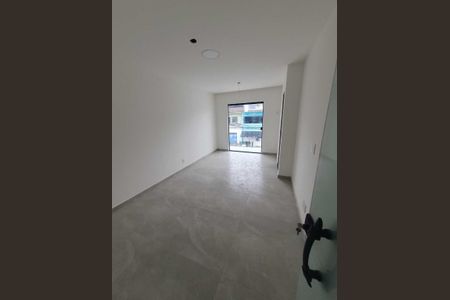 Sala de casa à venda com 3 quartos, 110m² em Curicica, Rio de Janeiro