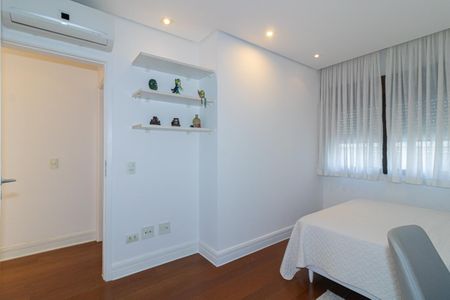 Apartamento à venda com 105m², 3 quartos e 1 vagaQuarto 2