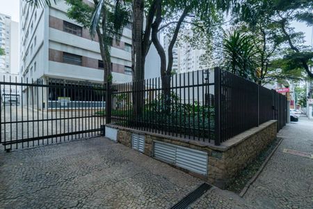 Apartamento à venda com 105m², 3 quartos e 1 vagaFachada