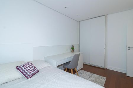 Apartamento à venda com 105m², 3 quartos e 1 vagaQuarto 2