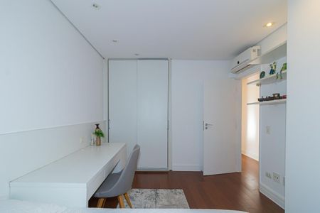 Apartamento à venda com 105m², 3 quartos e 1 vagaQuarto 2