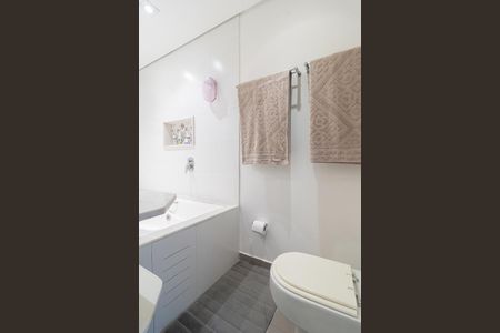 Apartamento à venda com 105m², 3 quartos e 1 vagaBanheiro da Suíte