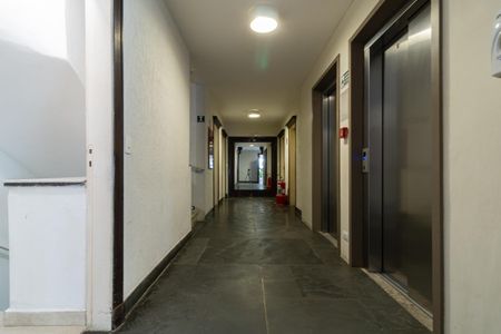 Apartamento à venda com 105m², 3 quartos e 1 vagaÁrea comum - Elevadores