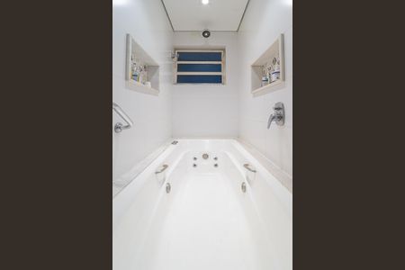 Apartamento à venda com 105m², 3 quartos e 1 vagaBanheiro da Suíte
