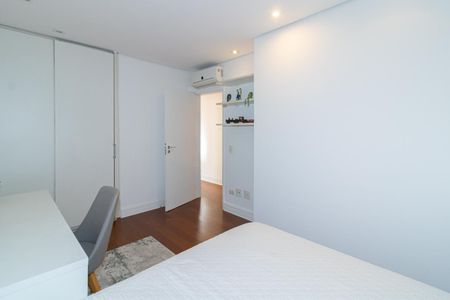 Apartamento à venda com 105m², 3 quartos e 1 vagaQuarto 2
