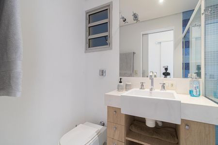 Apartamento à venda com 105m², 3 quartos e 1 vagaBanheiro Social