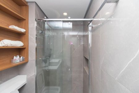 Apartamento à venda com 69m², 2 quartos e 1 vaga Apartamento à venda com 69m², 2 quartos e 1 vagaBanheiro Social