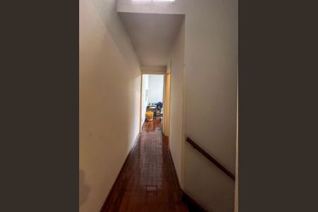 Corredor de casa à venda com 2 quartos, 90m² em Vila Gumercindo, São Paulo