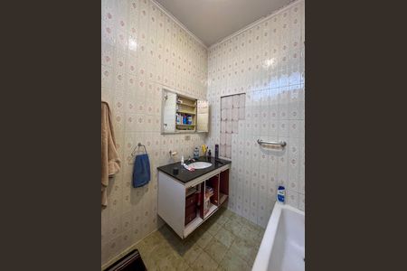 Casa à venda com 90m², 2 quartos e sem vaga Casa à venda com 90m², 2 quartos e sem vagaBanheiro