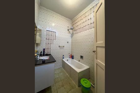 Casa à venda com 90m², 2 quartos e sem vaga Casa à venda com 90m², 2 quartos e sem vagaBanheiro