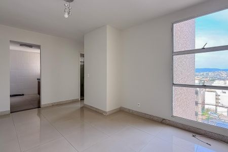 Apartamento à venda com 2 quartos, 55m² em Camargos, Belo Horizonte