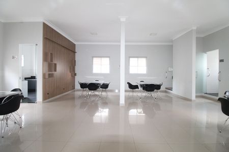 Apartamento para alugar com 48m², 2 quartos e 2 vagasÁrea comum - Salão de festas