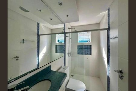 Banheiro de casa para alugar com 5 quartos, 220m² em Barra da Lagoa, Florianópolis