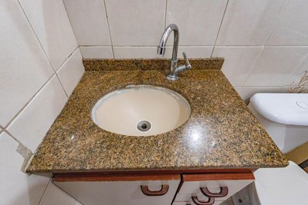 Apartamento para alugar com 58m², 2 quartos e sem vaga Apartamento para alugar com 58m², 2 quartos e sem vagaBanheiro