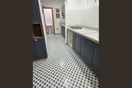 Apartamento à venda com 99m², 2 quartos e 1 vagaCozinha