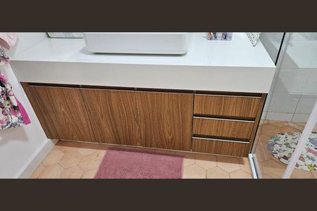 Apartamento à venda com 99m², 2 quartos e 1 vagaBanheiro