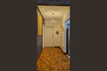 Apartamento à venda com 99m², 2 quartos e 1 vagaSala