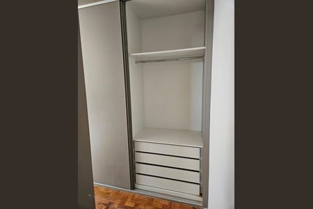 Apartamento à venda com 99m², 2 quartos e 1 vagaQuarto