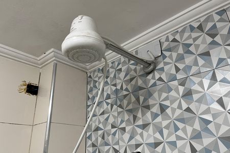 Apartamento para alugar com 65m², 2 quartos e 1 vaga Apartamento para alugar com 65m², 2 quartos e 1 vagaBanheiro