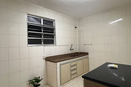 Apartamento para alugar com 65m², 2 quartos e 1 vaga Apartamento para alugar com 65m², 2 quartos e 1 vagaCozinha e Área de Serviço