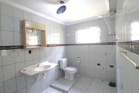 Banheiro comum de casa à venda com 3 quartos, 120m² em Jordanópolis, São Paulo