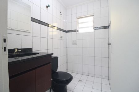 Banheiro da suíte de casa à venda com 3 quartos, 100m² em Jordanópolis, São Paulo