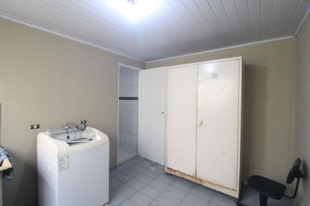 Casa à venda com 120m², 3 quartos e 2 vagasLavanderia