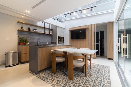 Casa à venda com 400m², 5 quartos e 5 vagasÁrea Gourmet 