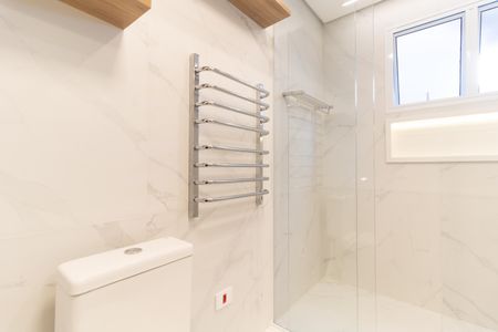Casa à venda com 400m², 5 quartos e 5 vagasBanheiro da Suíte 1