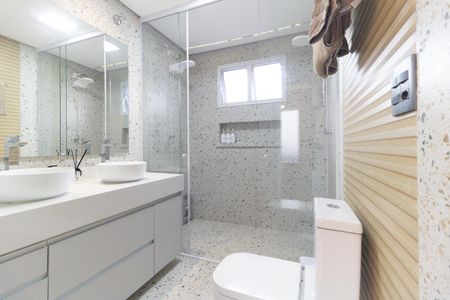 Casa à venda com 400m², 5 quartos e 5 vagasBanheiro Social 