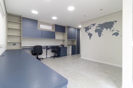 Casa à venda com 400m², 5 quartos e 5 vagasEscritório 