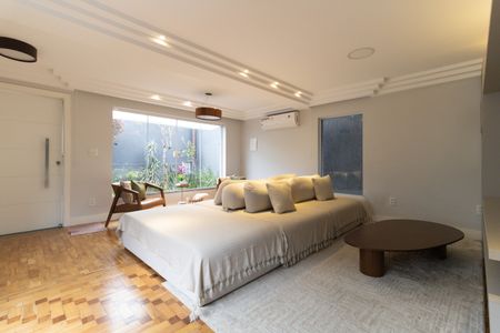Casa à venda com 400m², 5 quartos e 5 vagasSala