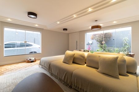 Casa à venda com 400m², 5 quartos e 5 vagasSala