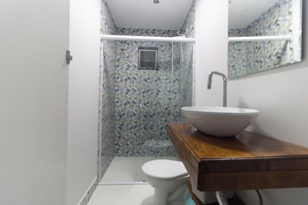 Casa à venda com 400m², 5 quartos e 5 vagasBanheiro da Suíte 2